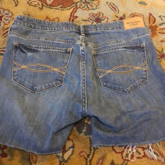 Abercrombie & Fitch Jean shorts - Picture 3 of 3